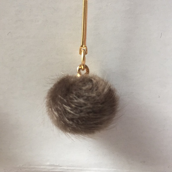 Beautiful brown faux mink drop dangle earrings - Picture 4 of 4